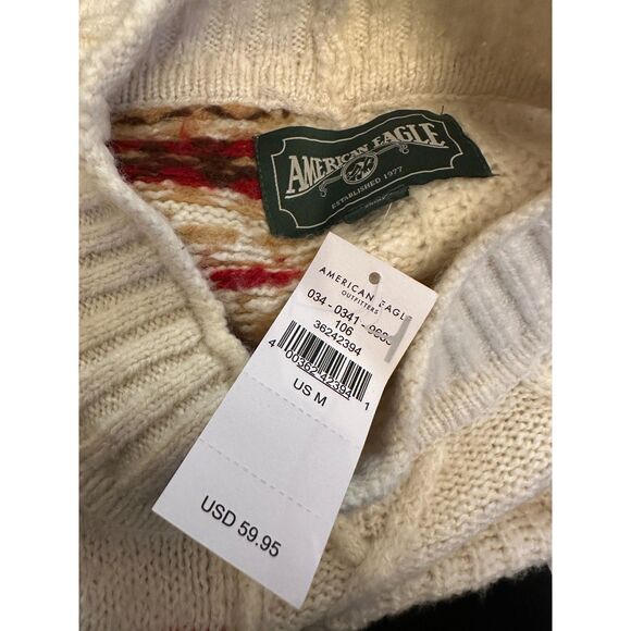 American Eagle Chunky Knit Sweater Christmas Colors Size Medium NWT! - Picture 6 of 6